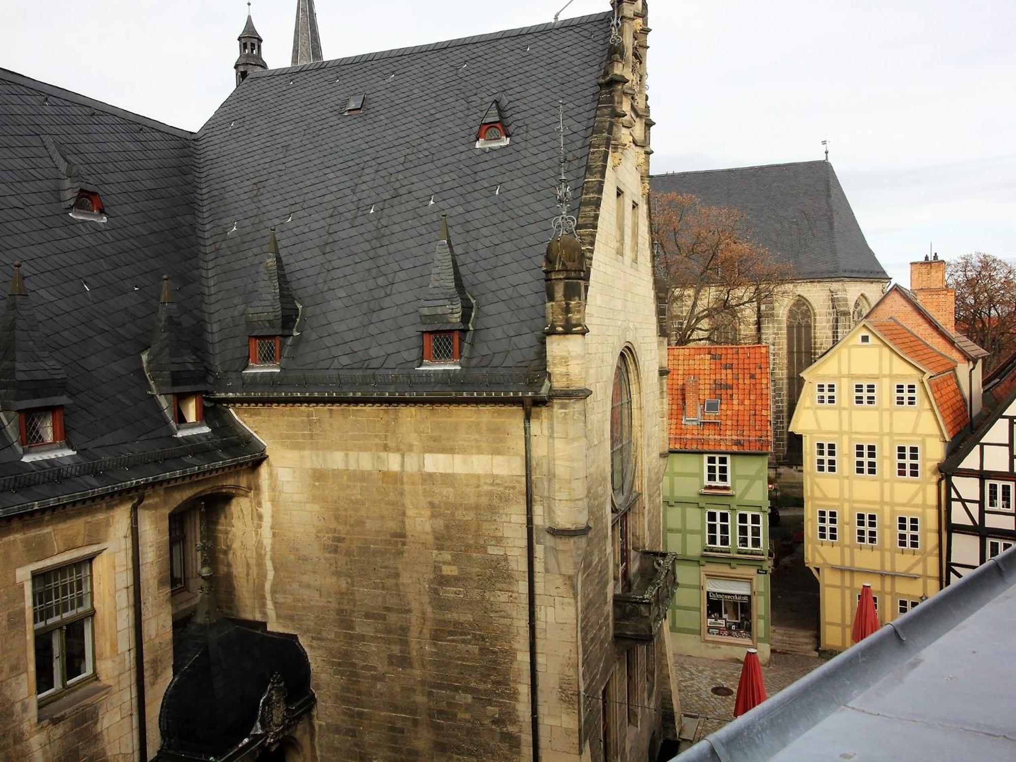 Apartment Am Markt Quedlinburg Exterior photo